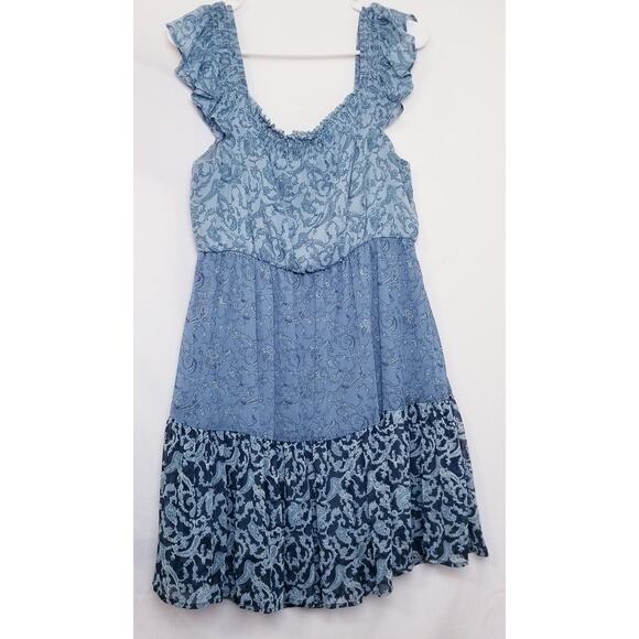 Rewind Junior's Blue Tiered Flutter Sleeve Smocked Neckline Dress Size Large - Picture 4 of 6